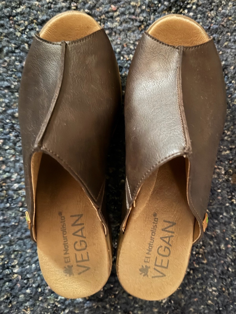 El Naturalista Brown Open-Toe Vegan Slip-On Mules
